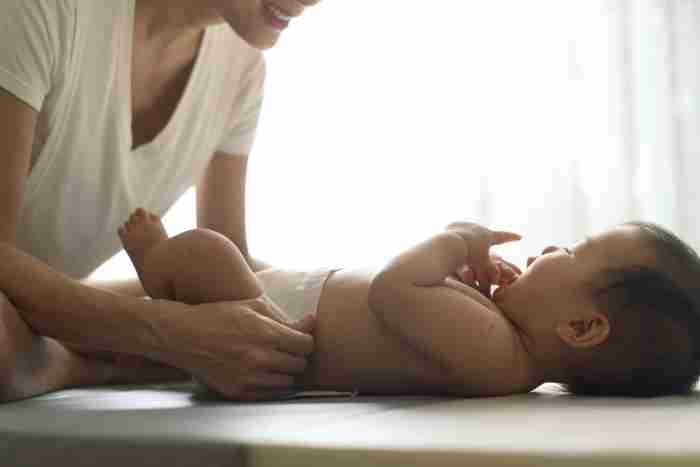 8 ویژگی تشک تعویض نوزاد مناسب